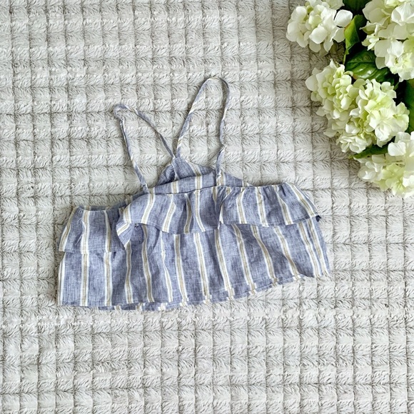 Urban Outfitters Halter Crop Tank - Picture 2 of 3